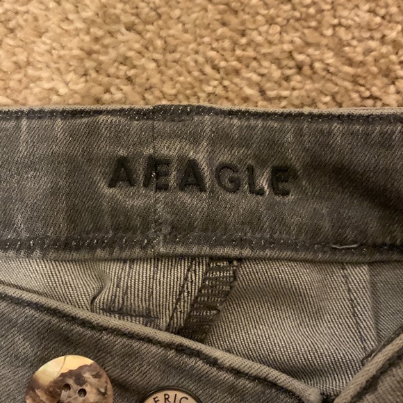 American eagle gray distressed jegging size 4 short - Picture 3 of 8